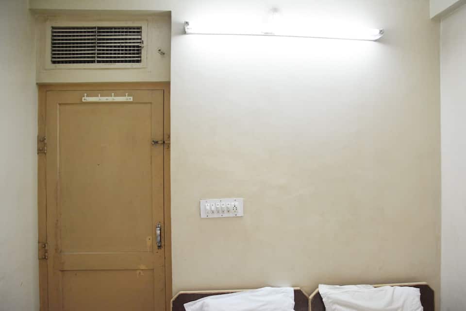 Hotel Sharma